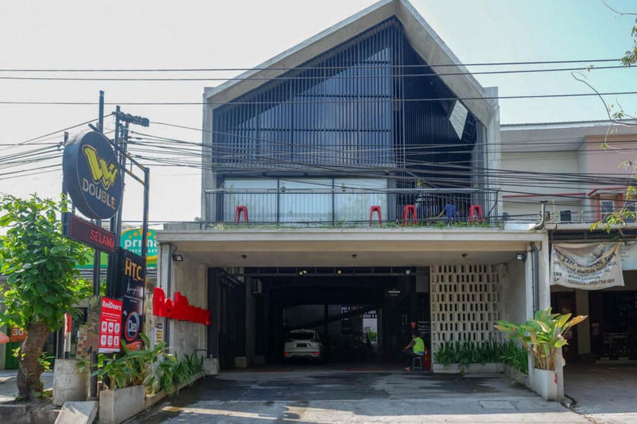 Reddoorz Plus Near Kawasan Sam Poo Kong Semarang Esterno foto